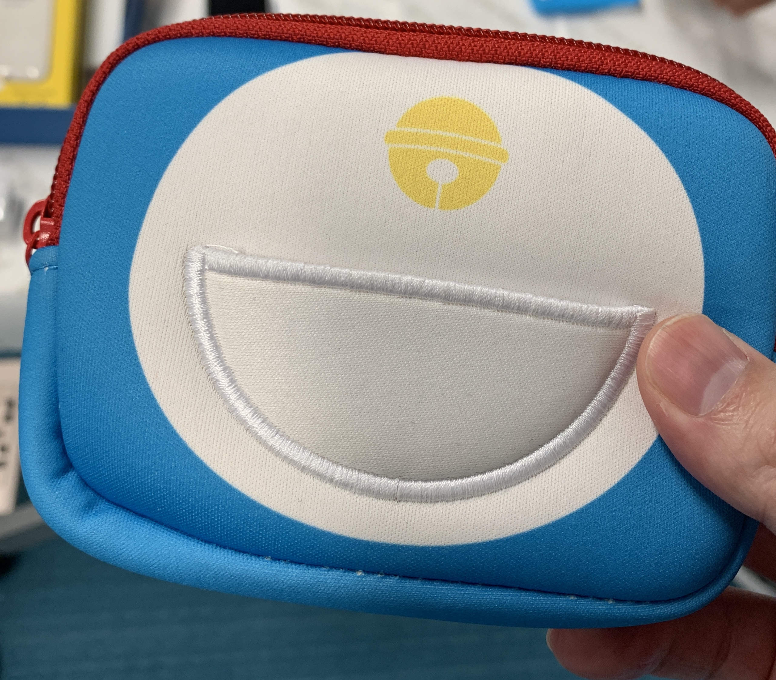 四次元ポケットポーチ正面